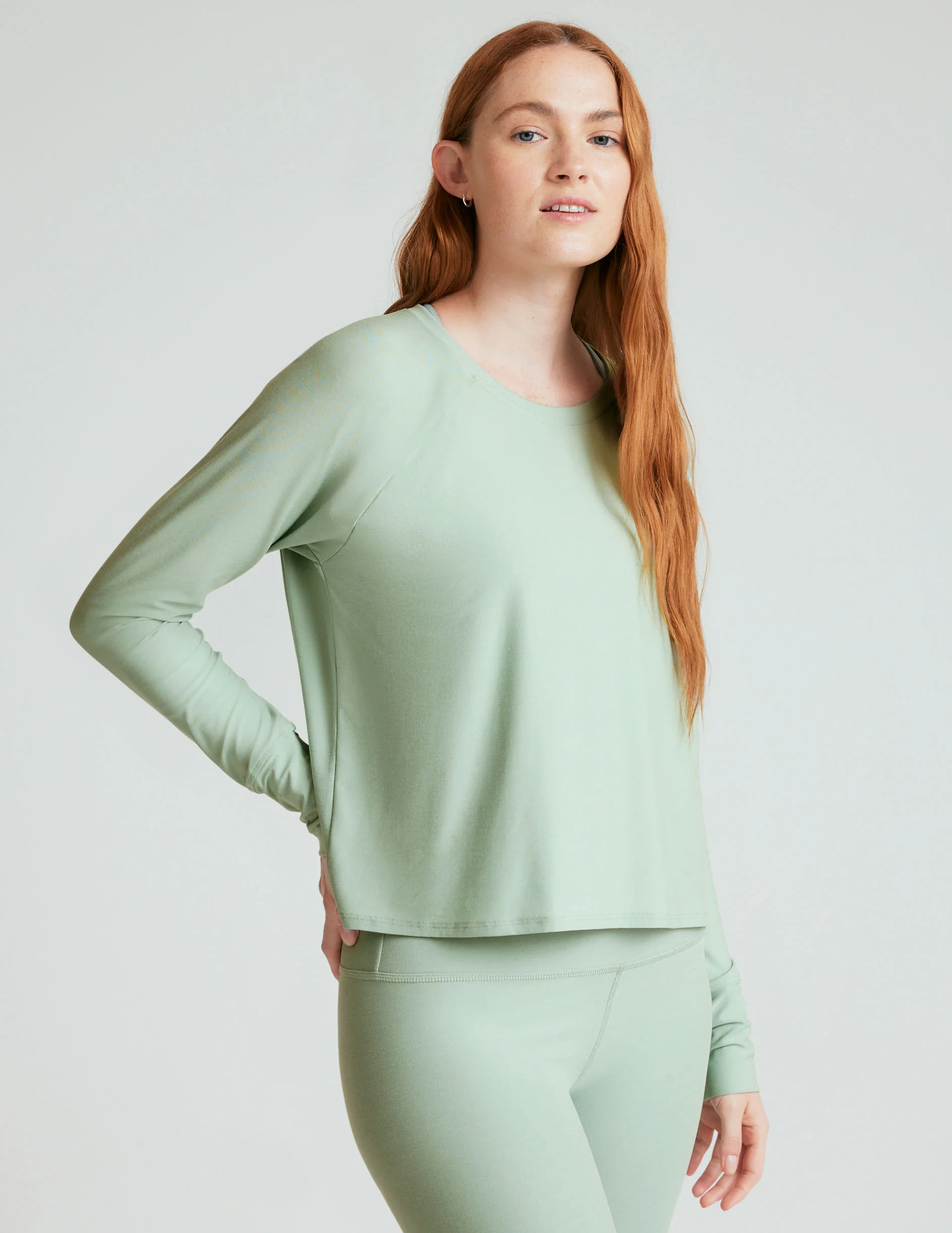 Featherweight Daydreamer Pullover - Onhollan