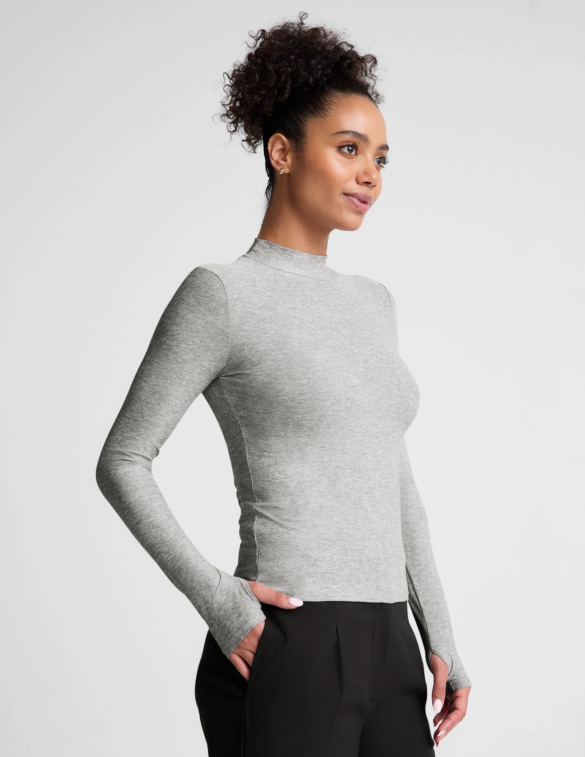 Featherweight Moving On Pullover - Onhollan