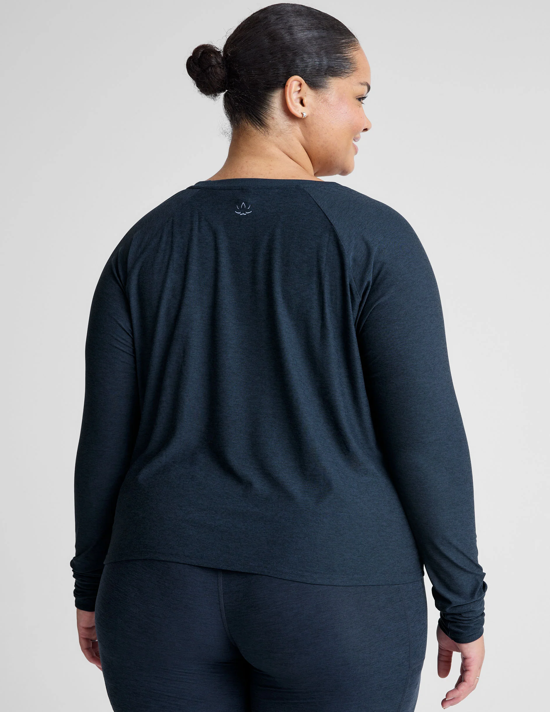 Featherweight Daydreamer Pullover - Onhollan