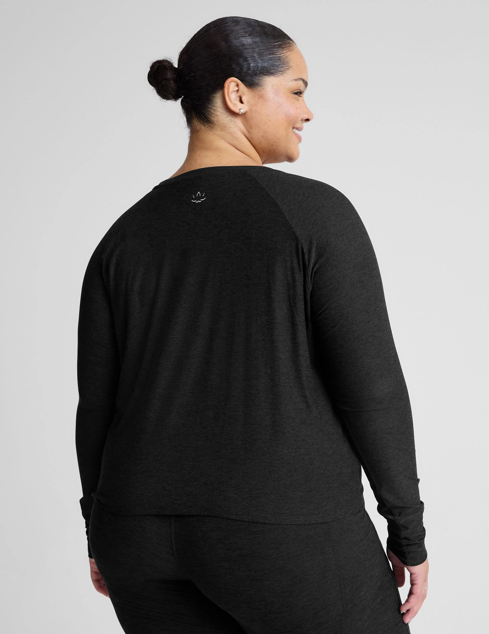 Featherweight Daydreamer Pullover - Onhollan