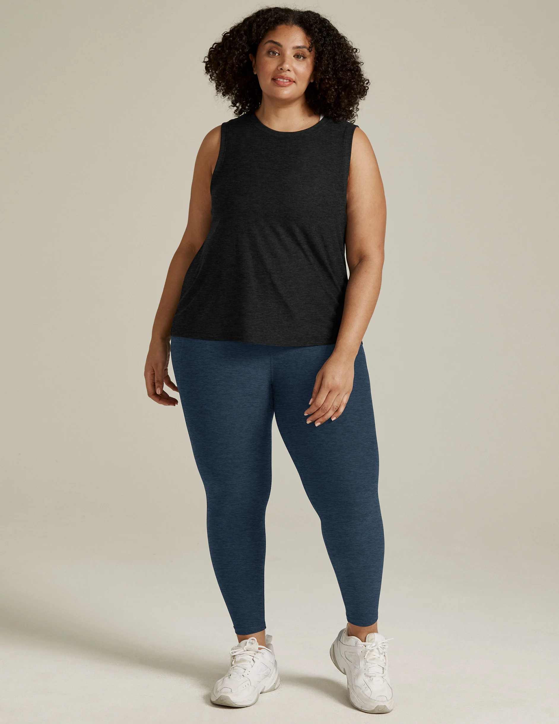 Featherweight Rebalance Tank - Onhollan