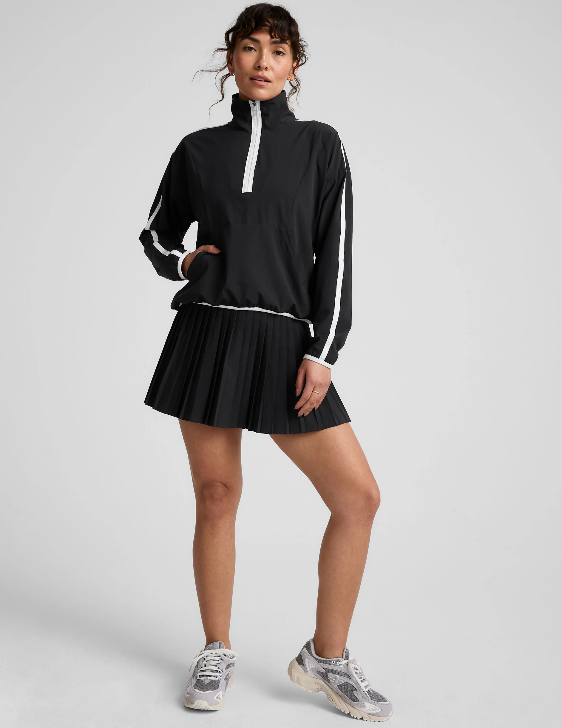 Stretch Woven Course Contrast Half Zip Pullover - Onhollan