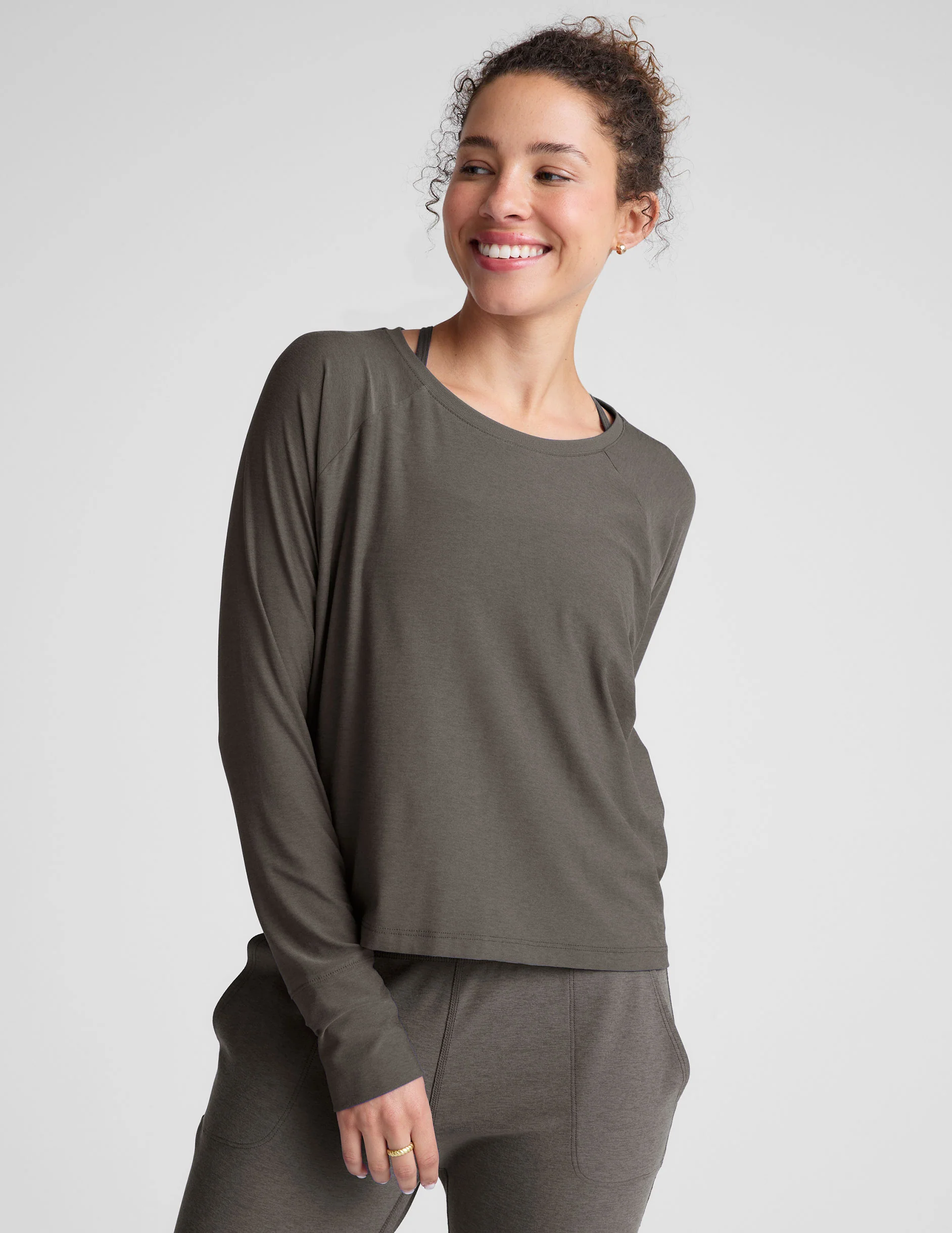 Featherweight Daydreamer Pullover - Onhollan