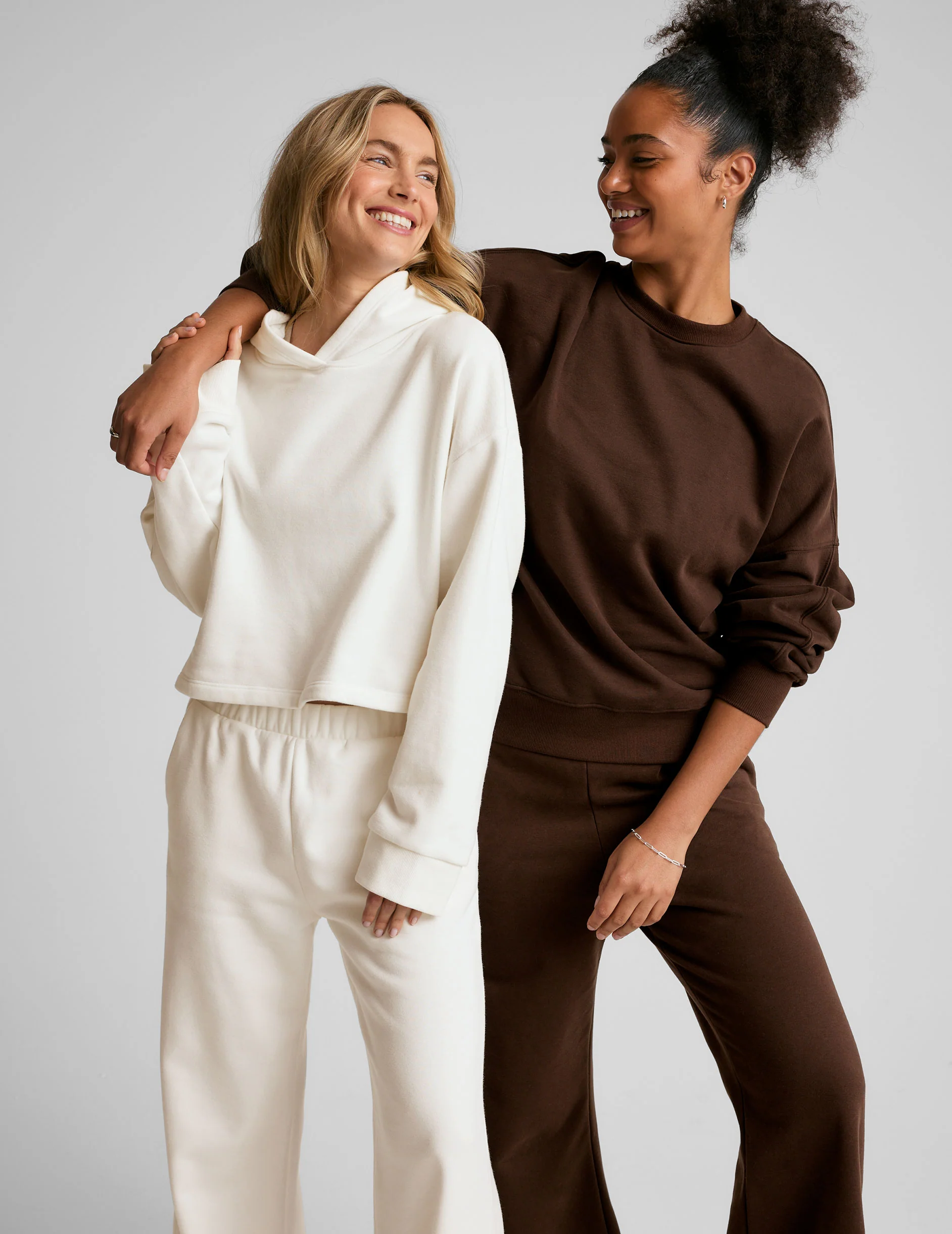 LuxeFleece Happiness Cropped Hoodie - Onhollan