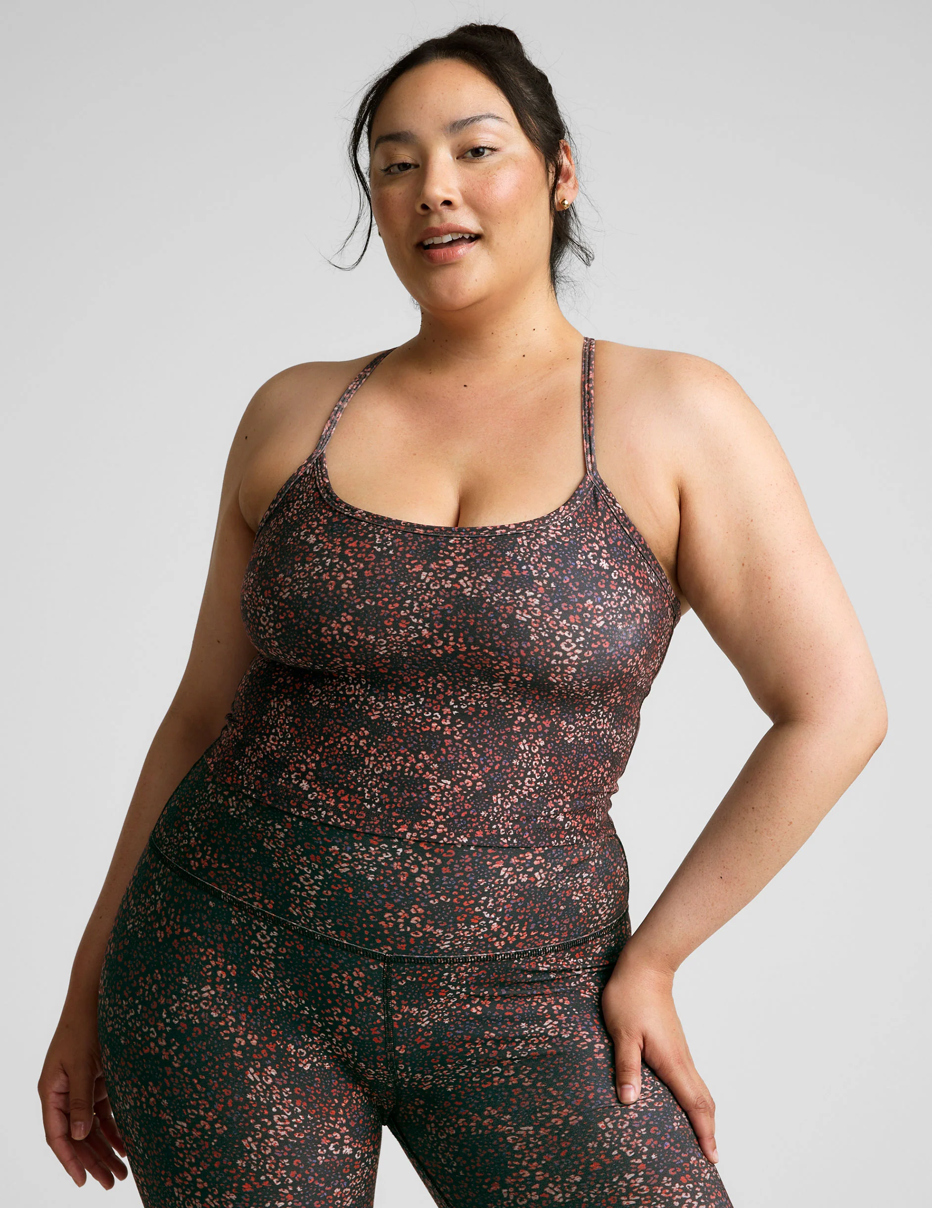 SoftMark Slim Racerback High Cropped Tank - Onhollan