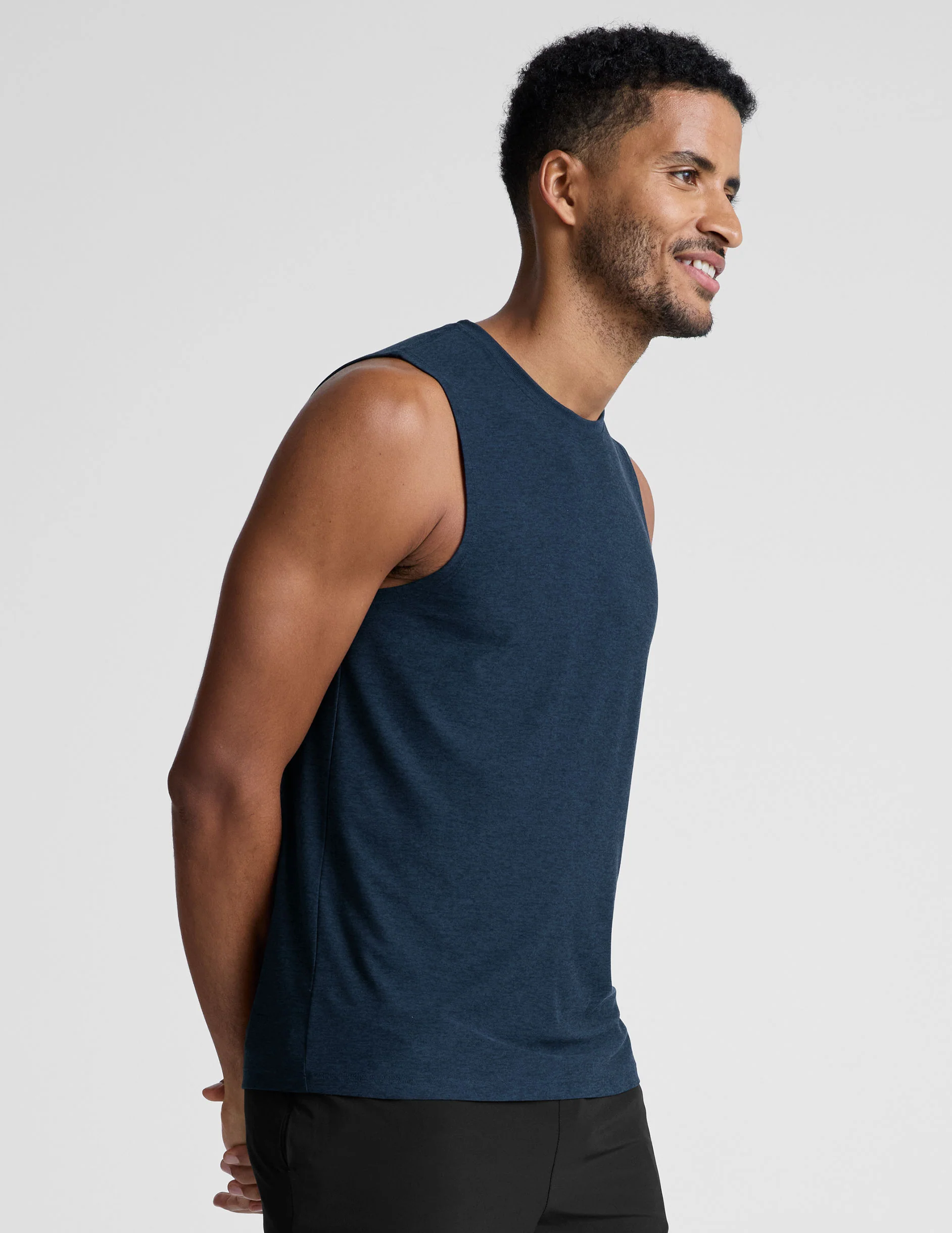 Featherweight Freeflo Men's Muscle Tank 2.0 - Onhollan
